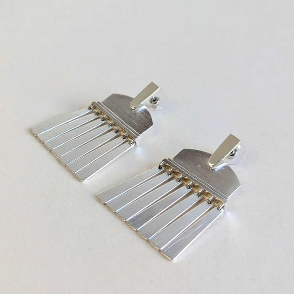 Kendra Scott Layne Metal Fringe Statement Earrings Silver Tone
